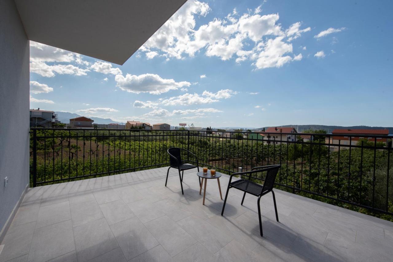 Villa Fidelissima Каштела Экстерьер фото