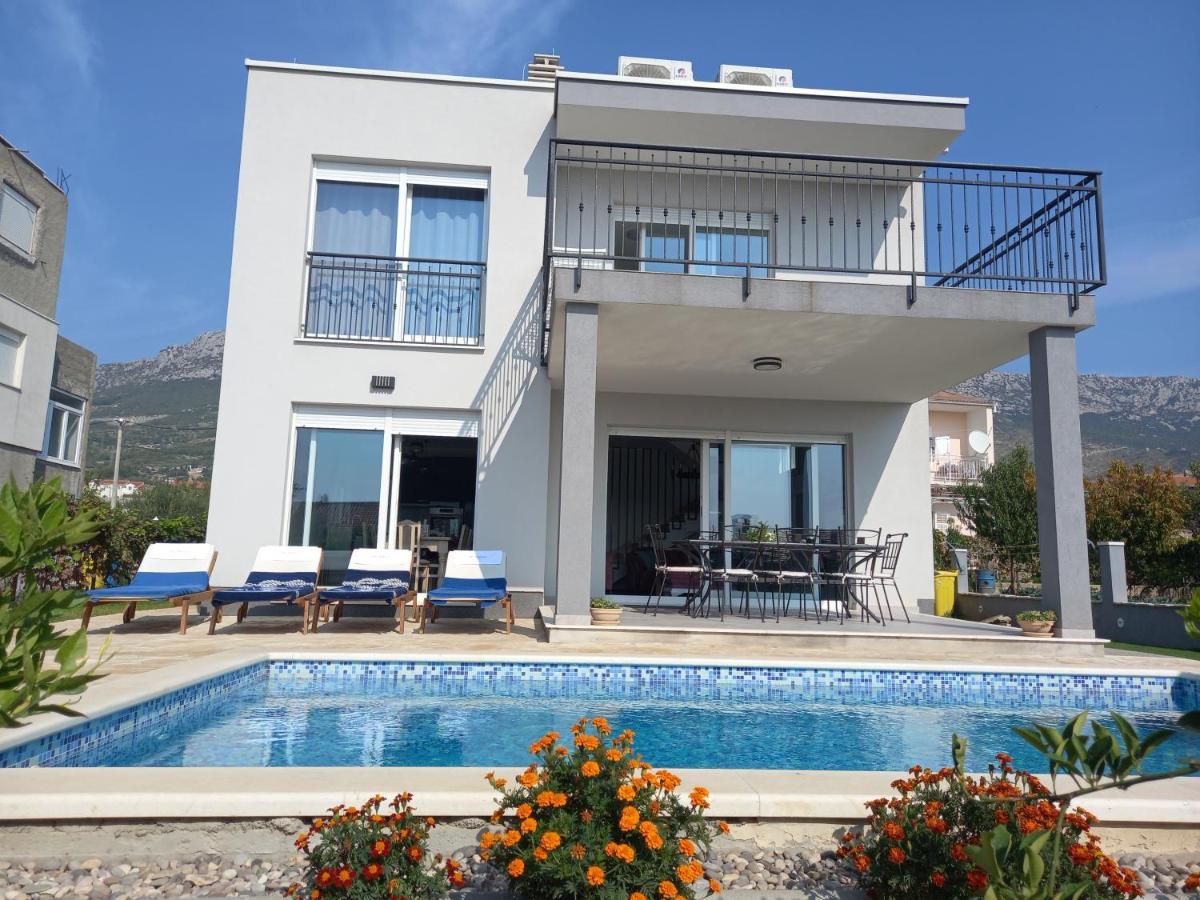 Villa Fidelissima Каштела Экстерьер фото